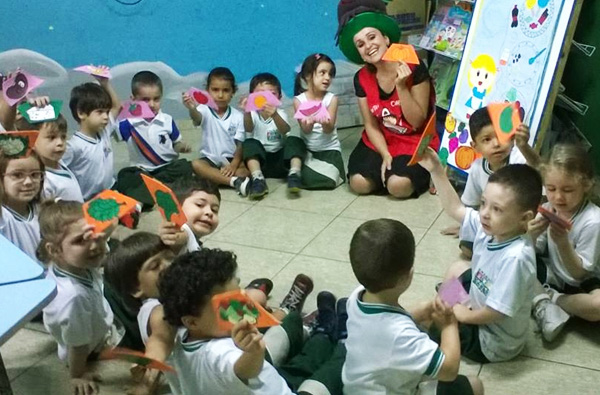 Contação de Histórias